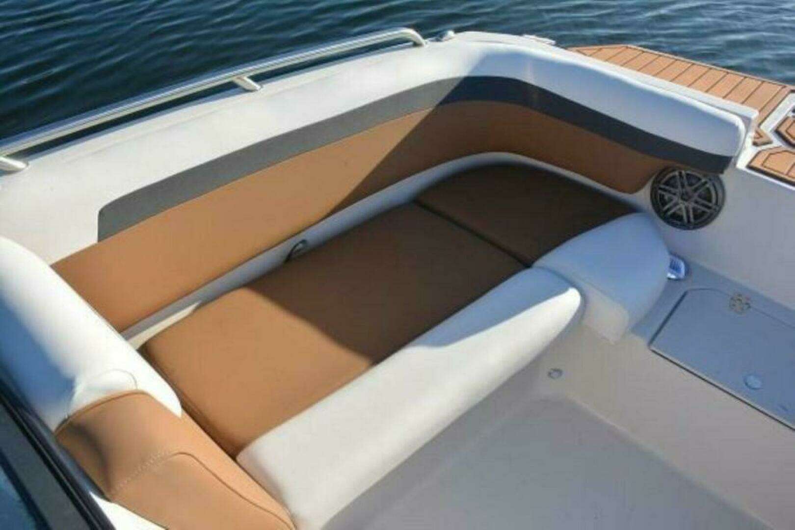 2025 Starcraft SVX 211 OB - Image 7