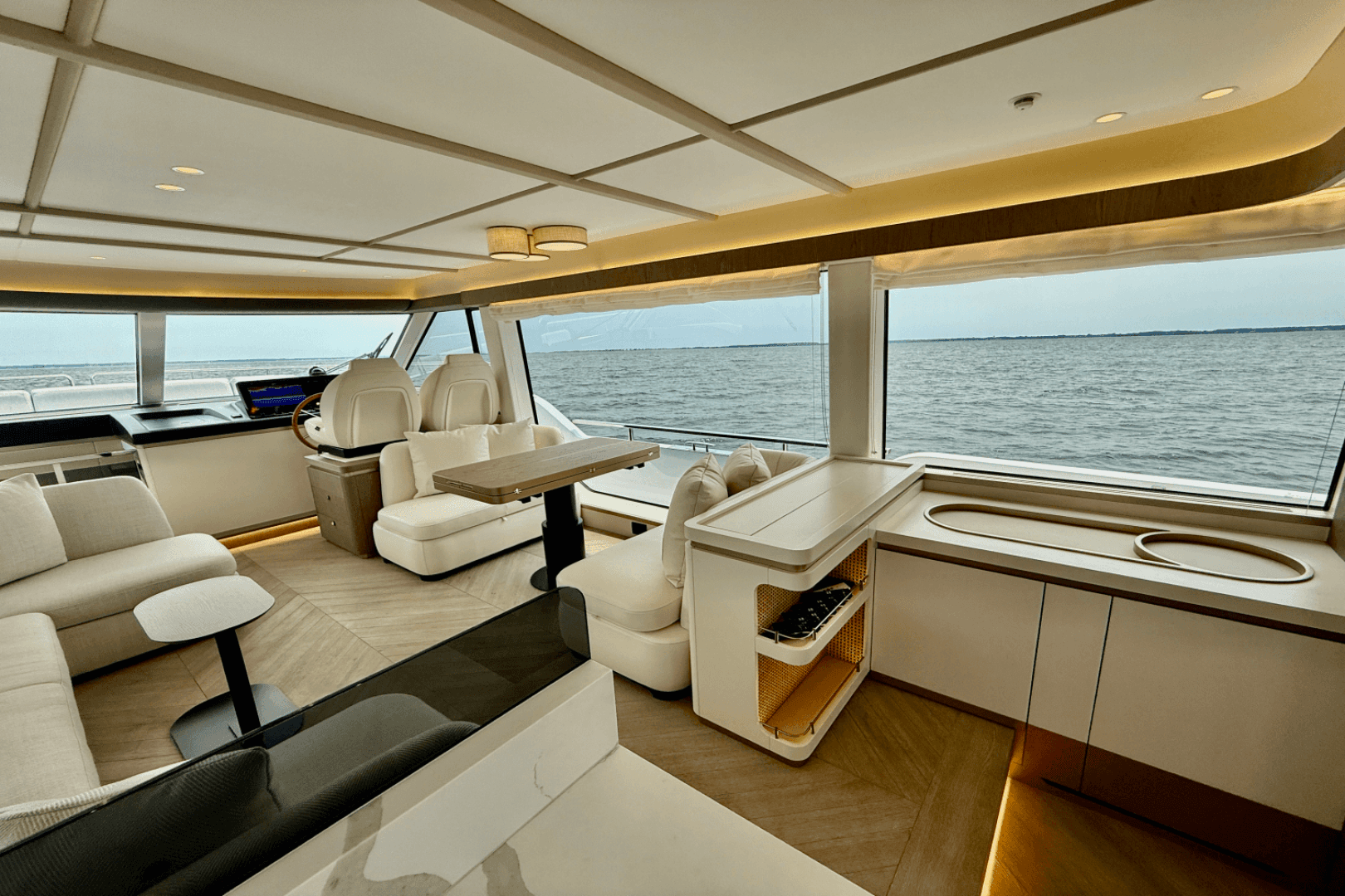 2026 Azimut Magellano 60 - Image 40