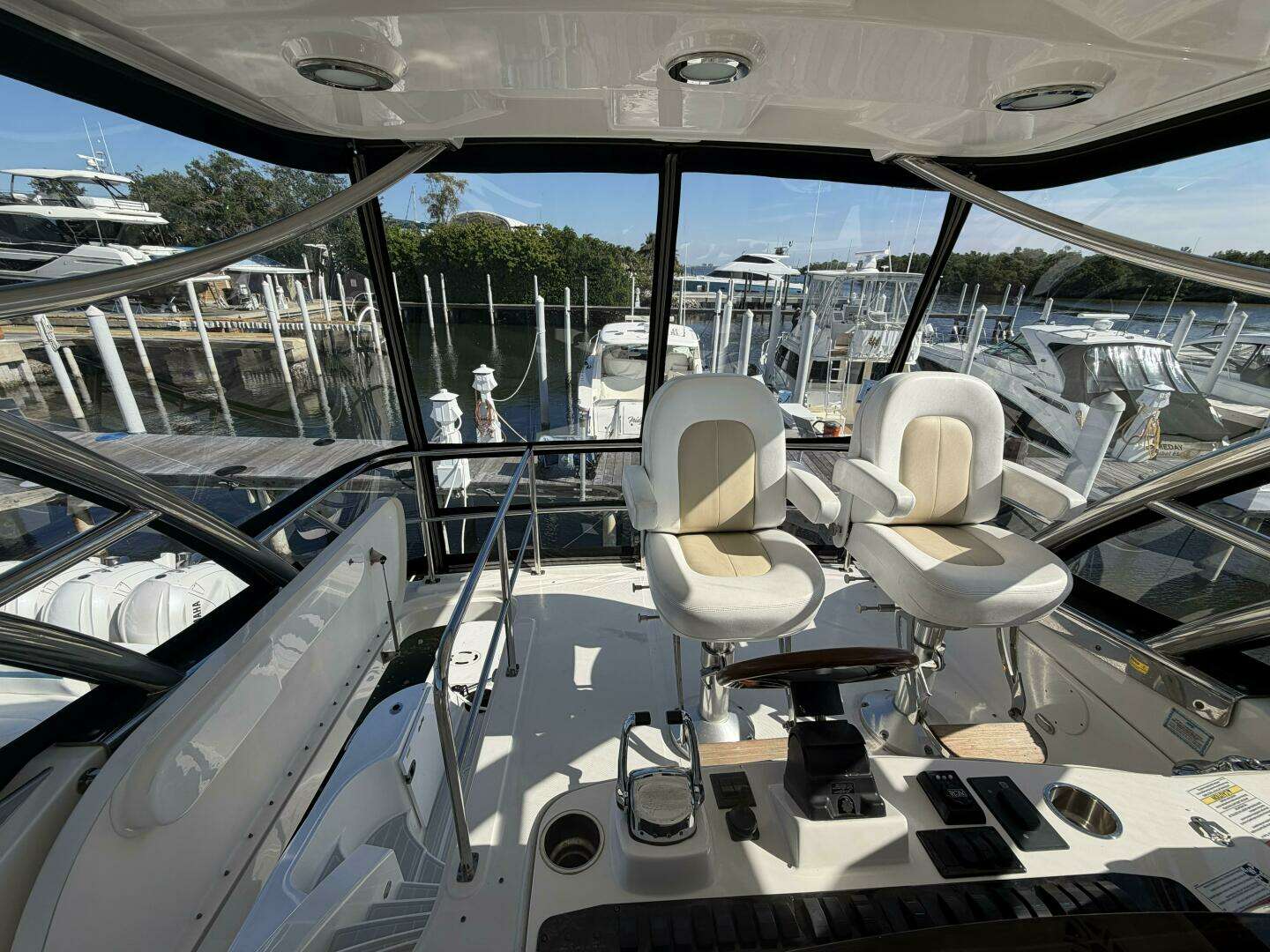 2008 Sea Ray 47 Sedan Bridge - Image 8
