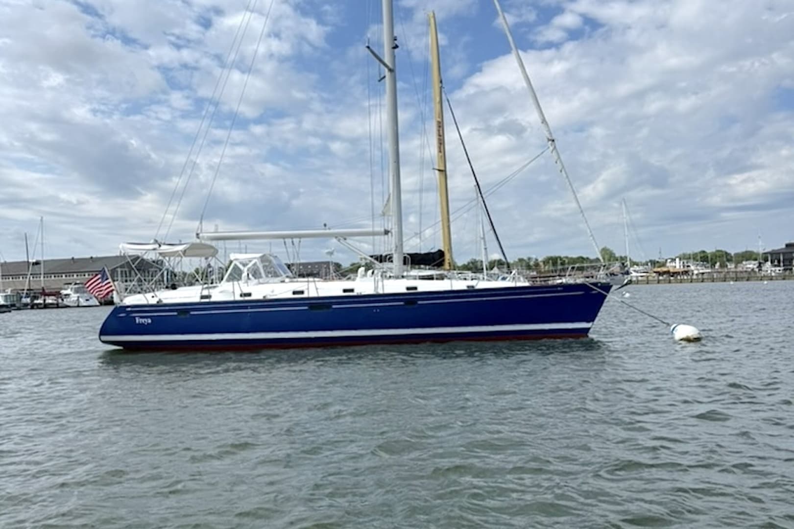 2001 Beneteau — - Image 3