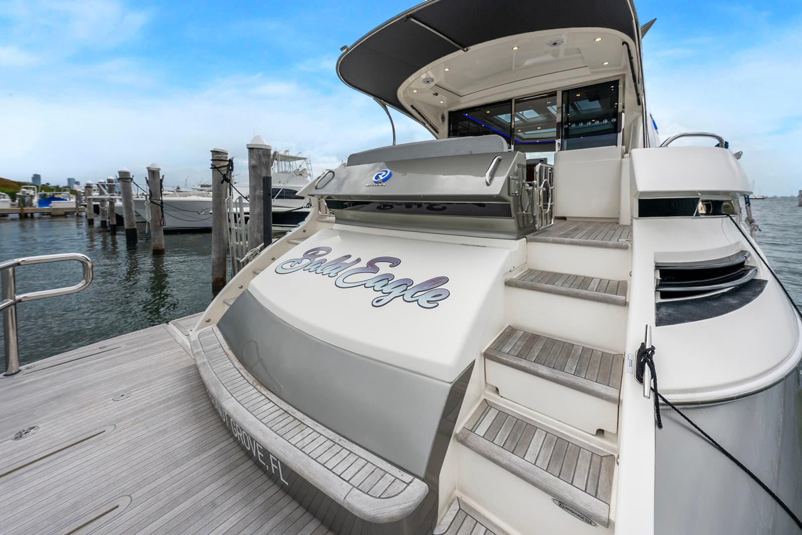 2024 Riviera 6000 SPORT YACHT - Image 42