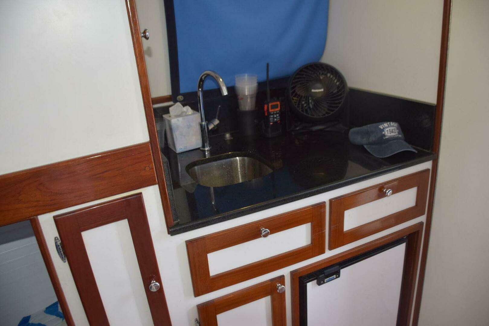 1976 Bertram Flybridge Cruiser - Image 24