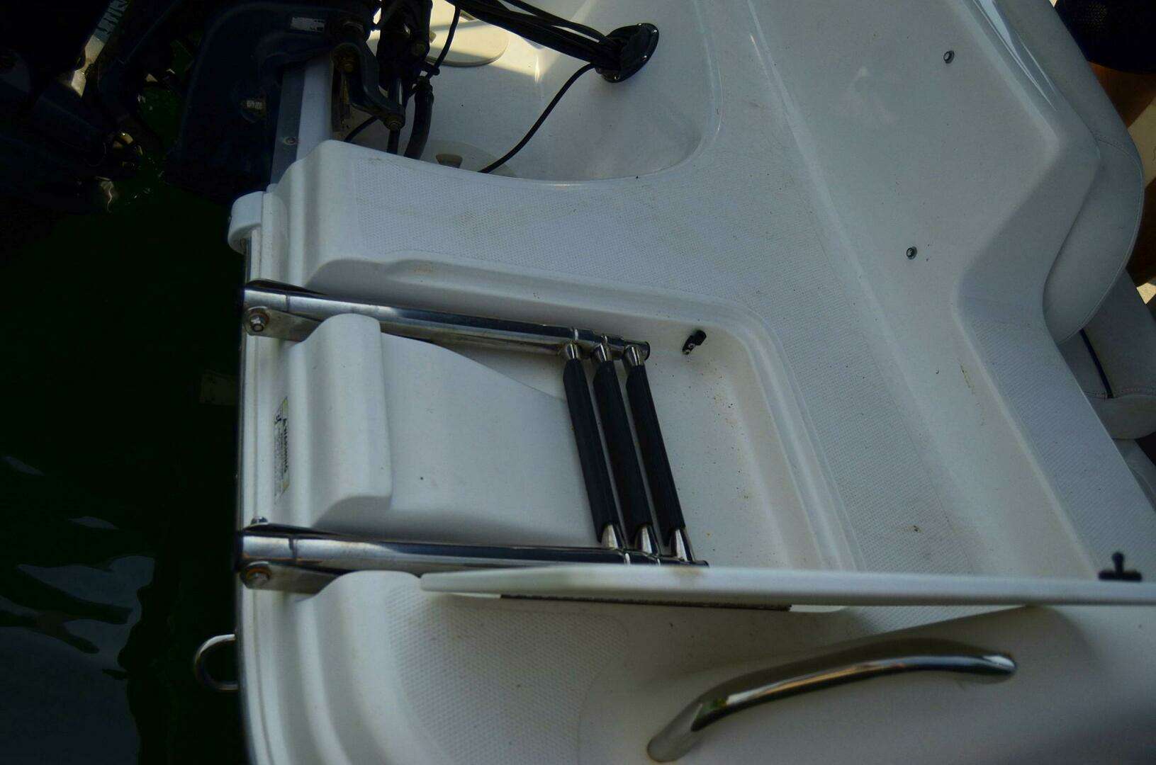 2011 Hurricane SunDeck 217 OB - Image 82