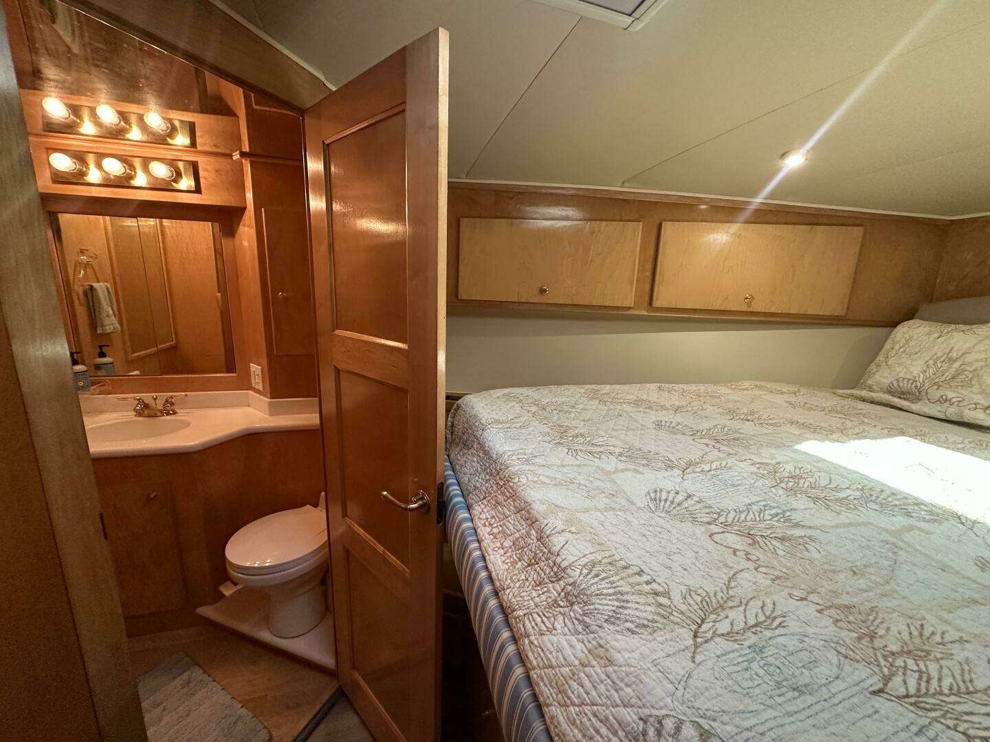 2000 Navigator 4600 Classic - Image 31