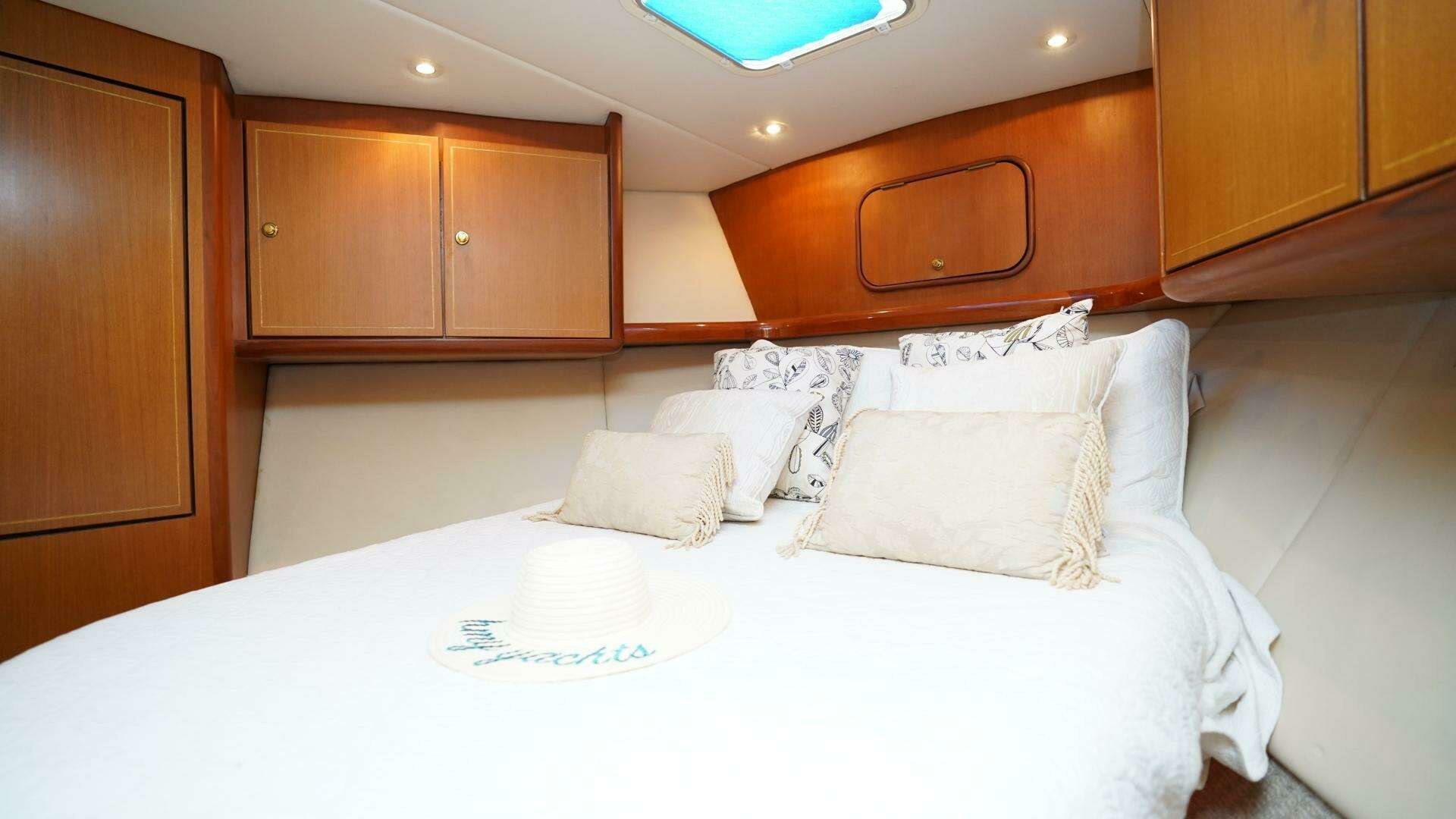 2005 Ocean Yachts — - Image 72
