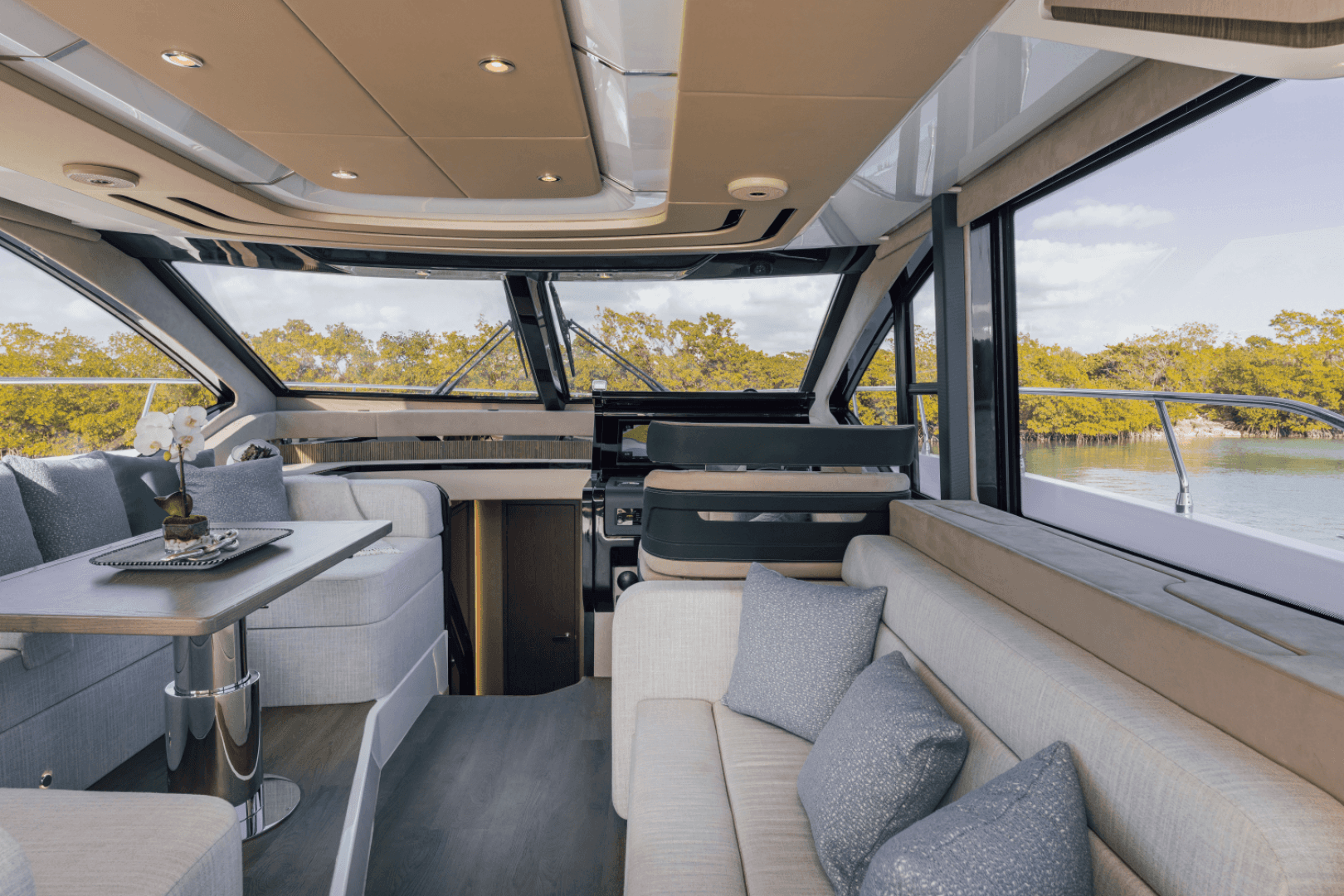 2026 Cruisers Yachts 57 FLY - Image 66