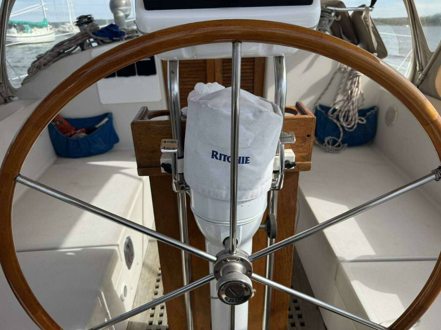 1988 Hinterhoeller 36 - Image 11
