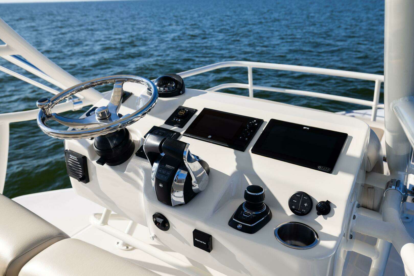 2021 Boston Whaler 420 Outrage - Image 62