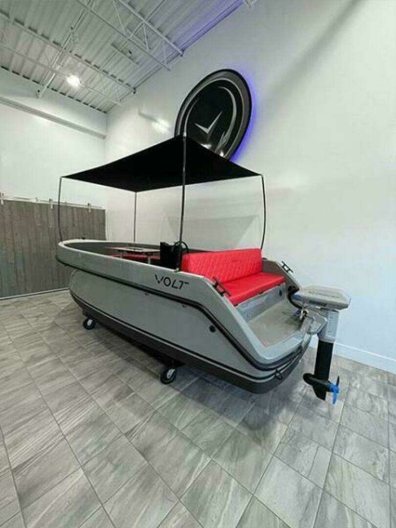 2023 Vision Volt 180 - Image 2
