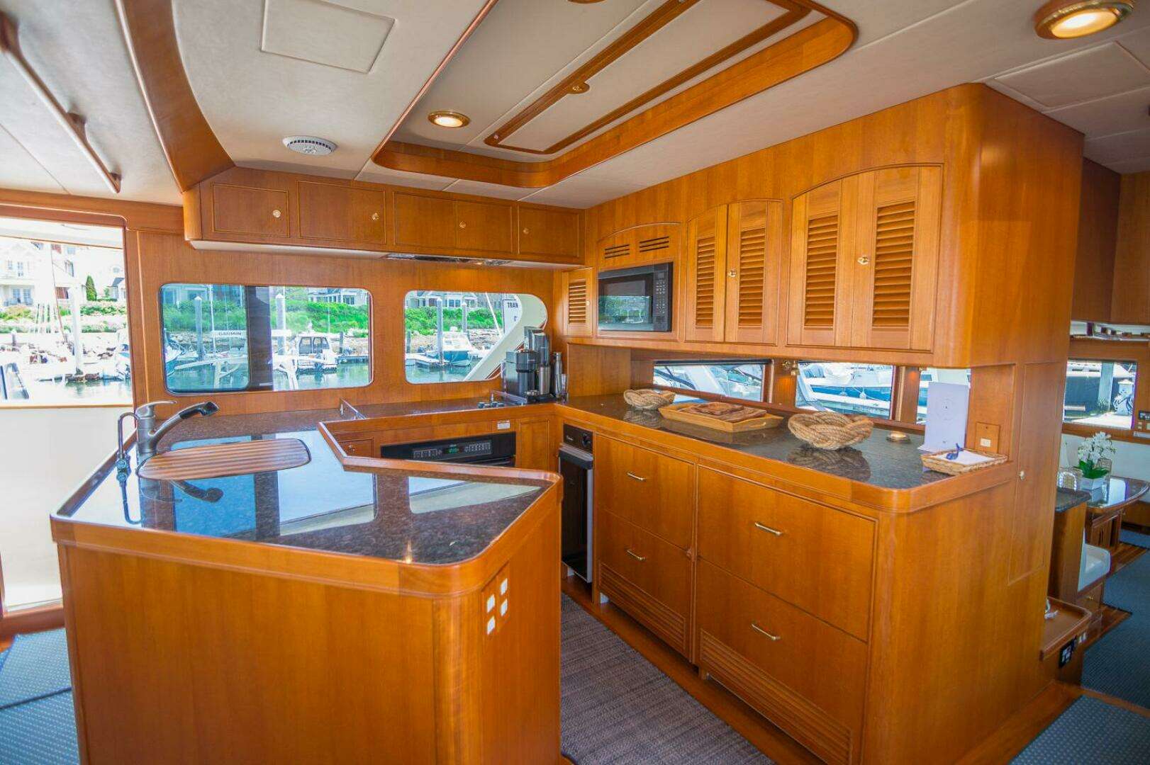 2008 Marlow Explorer 70E - Image 22