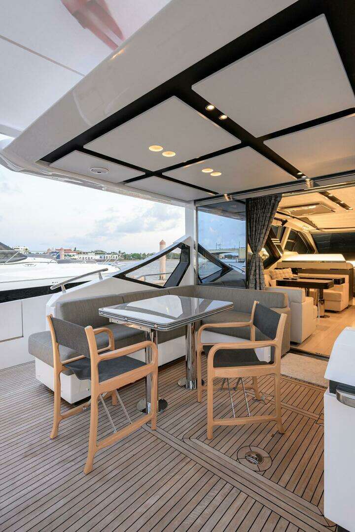 2019 Azimut S7 - Image 29