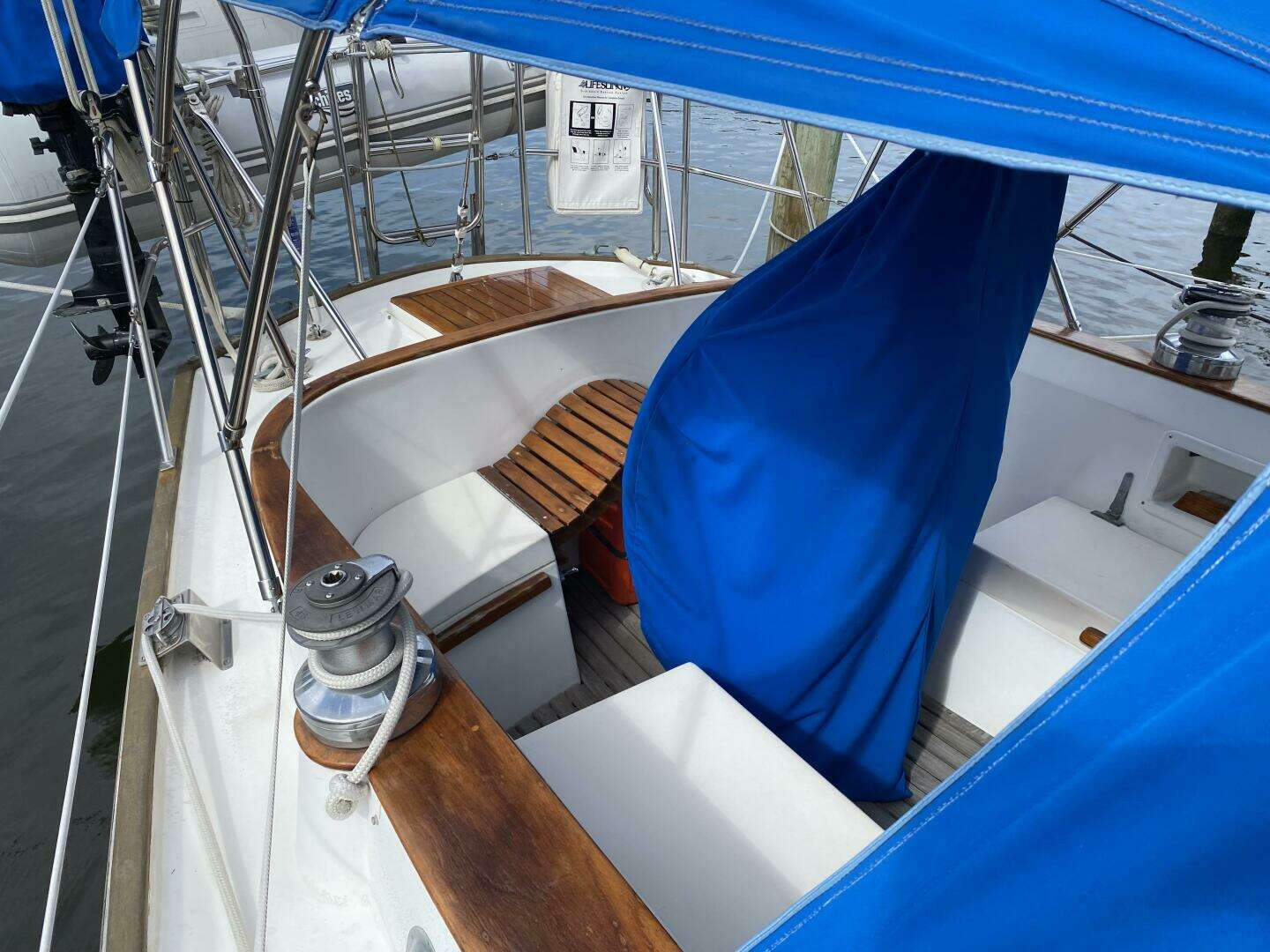 1987 Dickerson 37 aft cockpit - Image 17