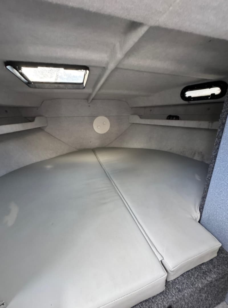 2018 KingFisher 2725 Weekender - Image 32