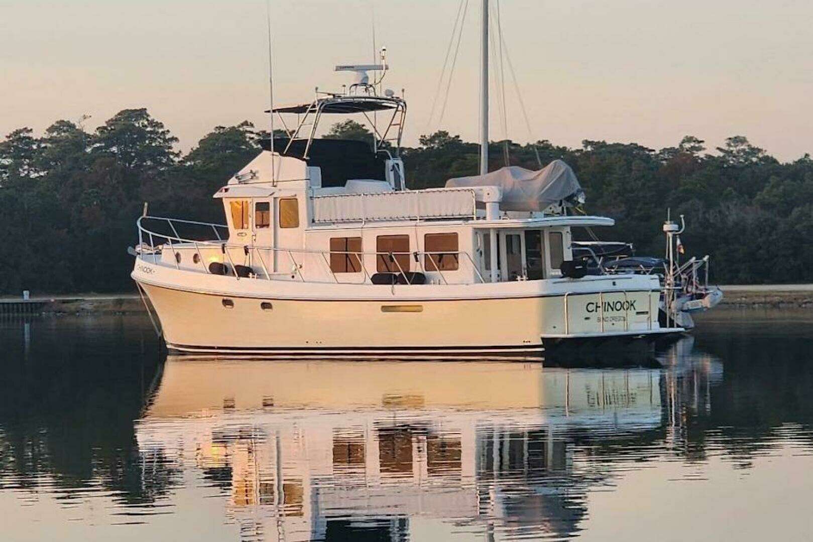 2010 American Tug 49 Limited - Image 6