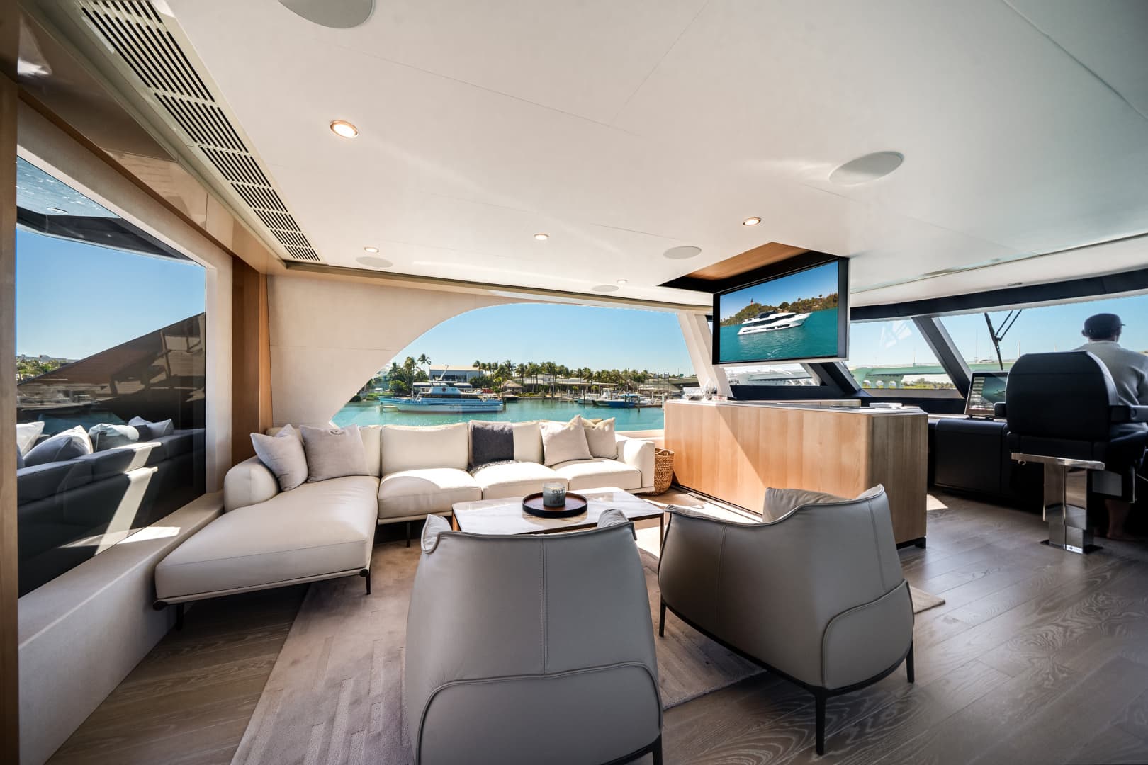 2025 Ocean Alexander 28L - Image 57