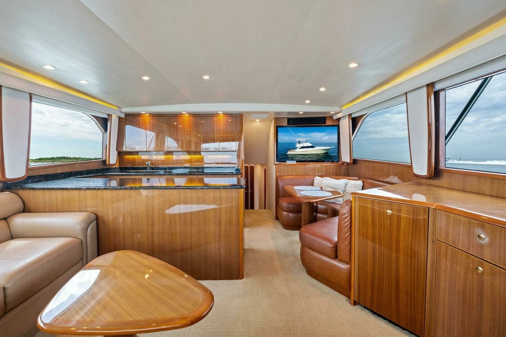2006 Viking 56 Convertible - Image 3