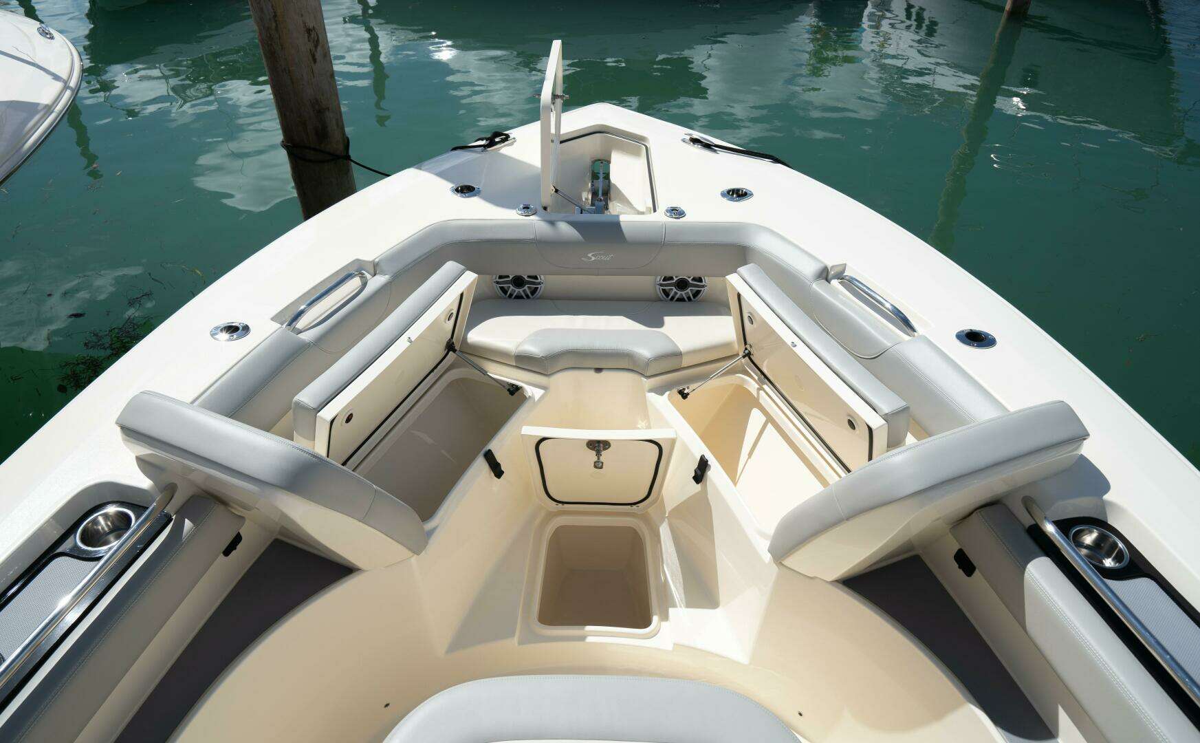 2026 Scout 305 LXF - Image 8