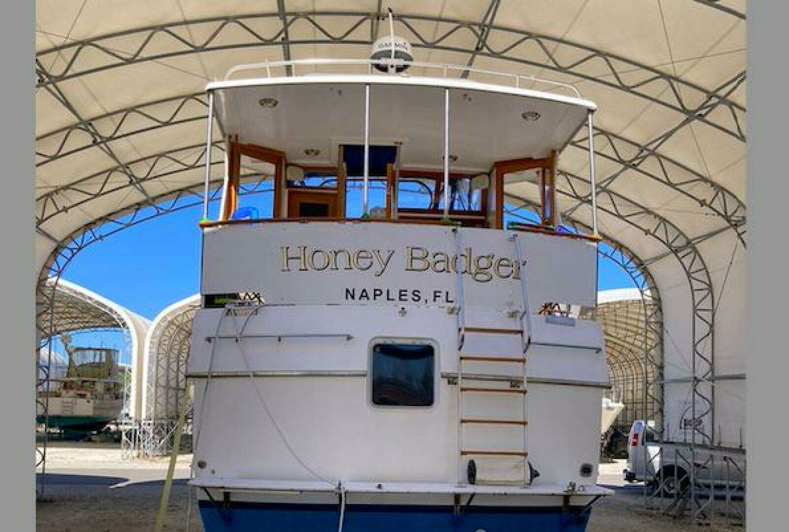 1986 Heritage East Sundeck 36 - Image 6