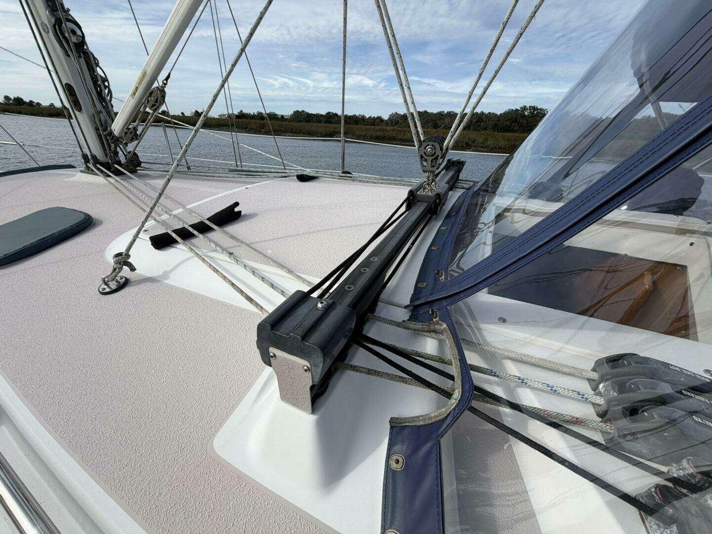 2010 Catalina 309 - Image 59