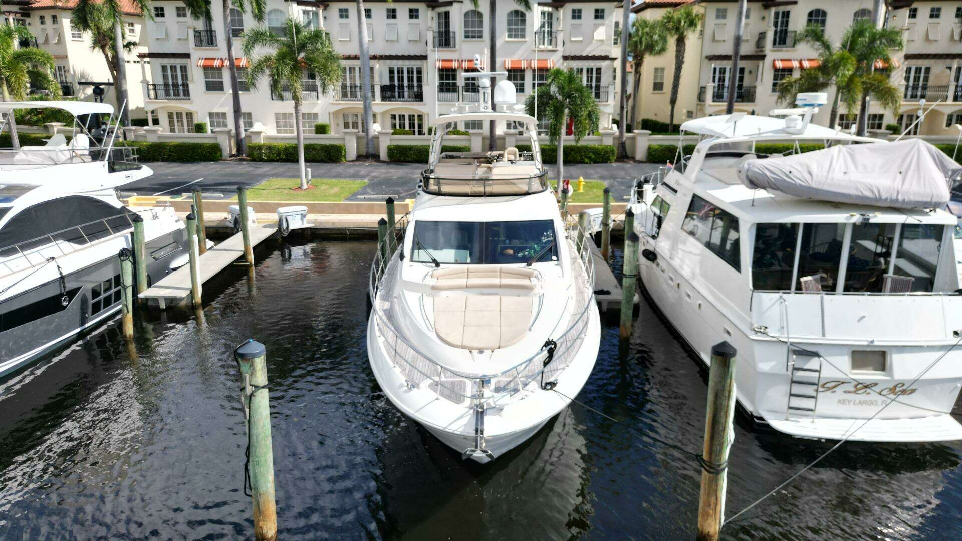 2016 Sea Ray L590 Fly - Image 27