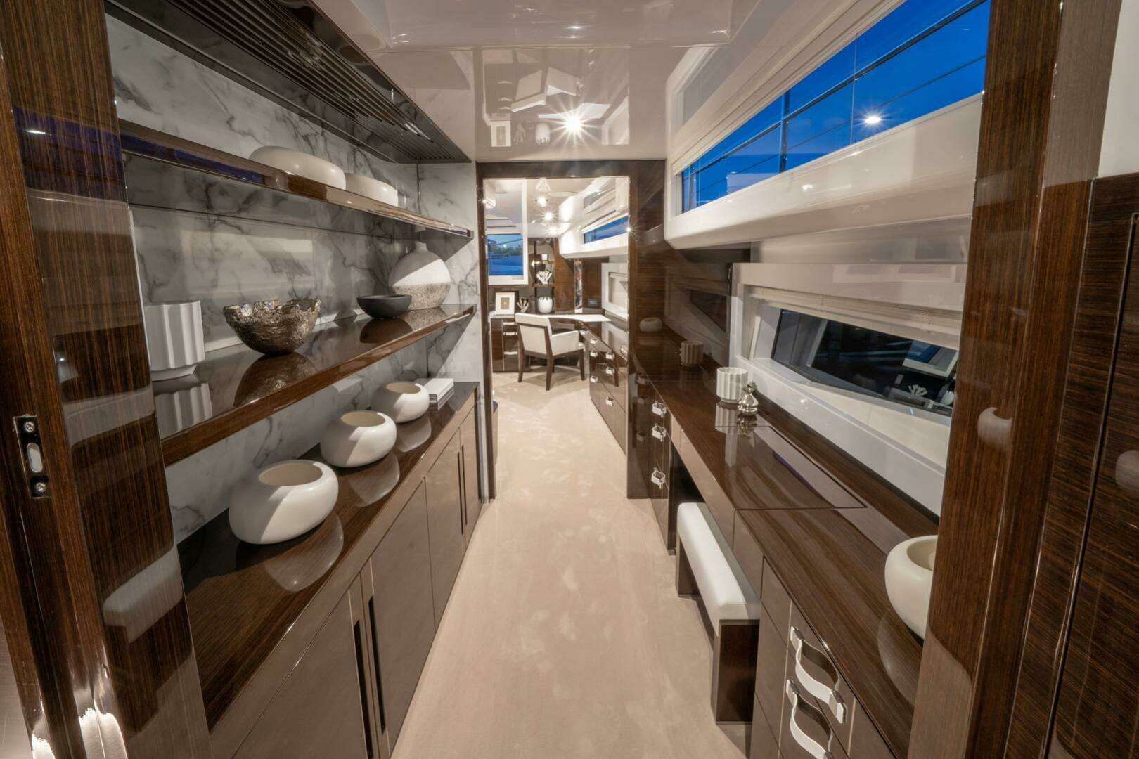 2020 Pearl 95 - Image 11