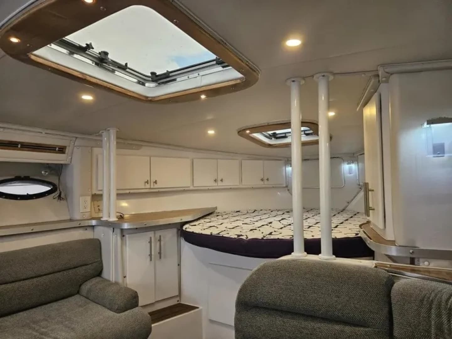 1990 Wellcraft GRAN SPORT 3400 - Image 12