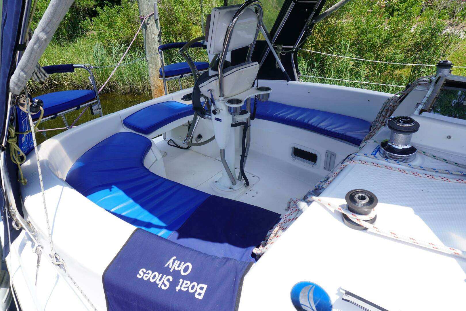 2003 Hunter 306 - Image 16