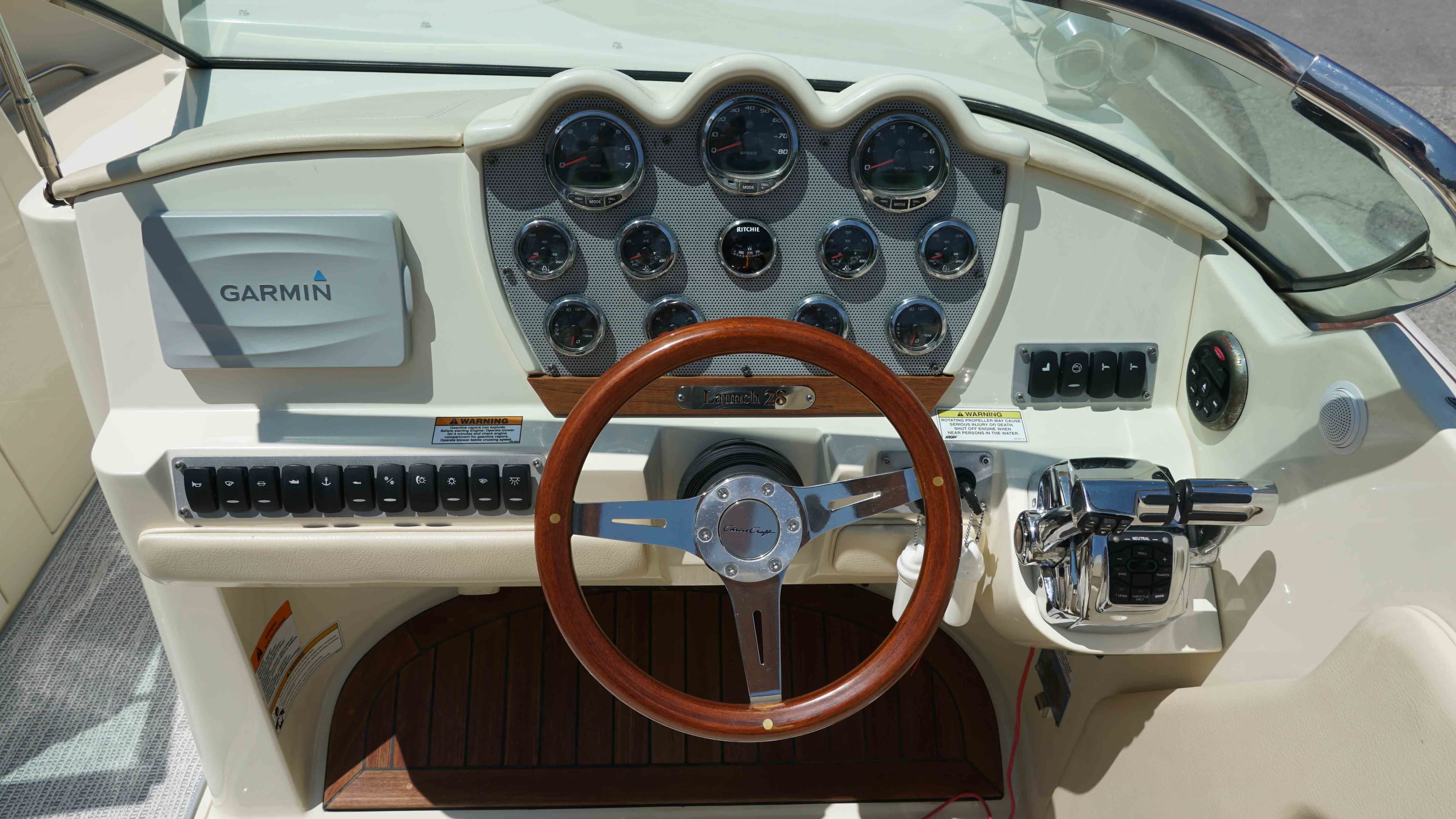 2014 Chris-Craft Launch 28 - 9