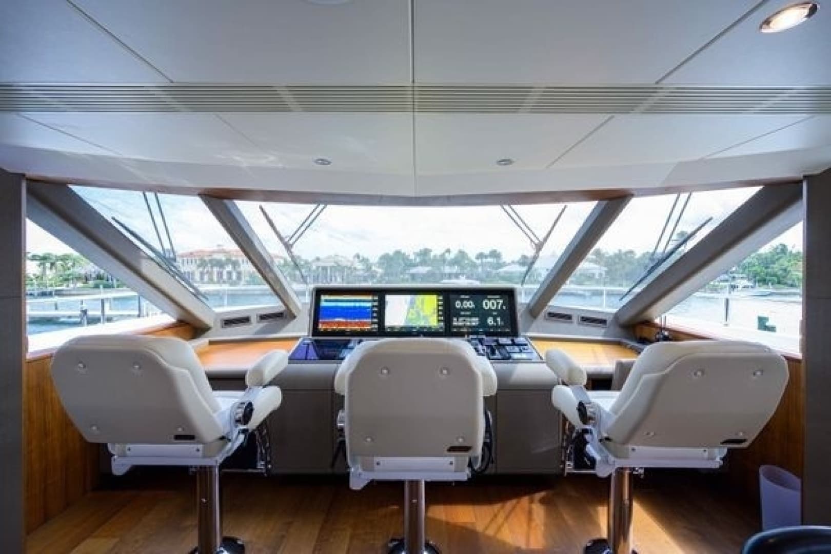 2019 Ocean Alexander Motoryacht 100 - Image 24