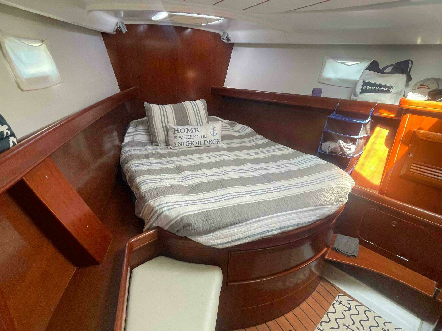 2004 Beneteau Oceanis 473 - Image 8