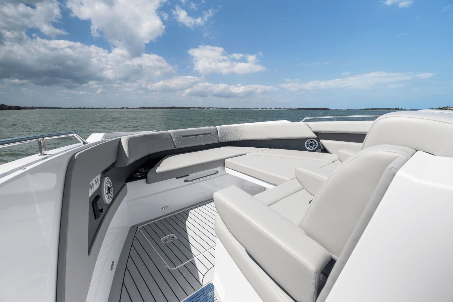 2026 Cruisers Yachts 50 GLS - 67