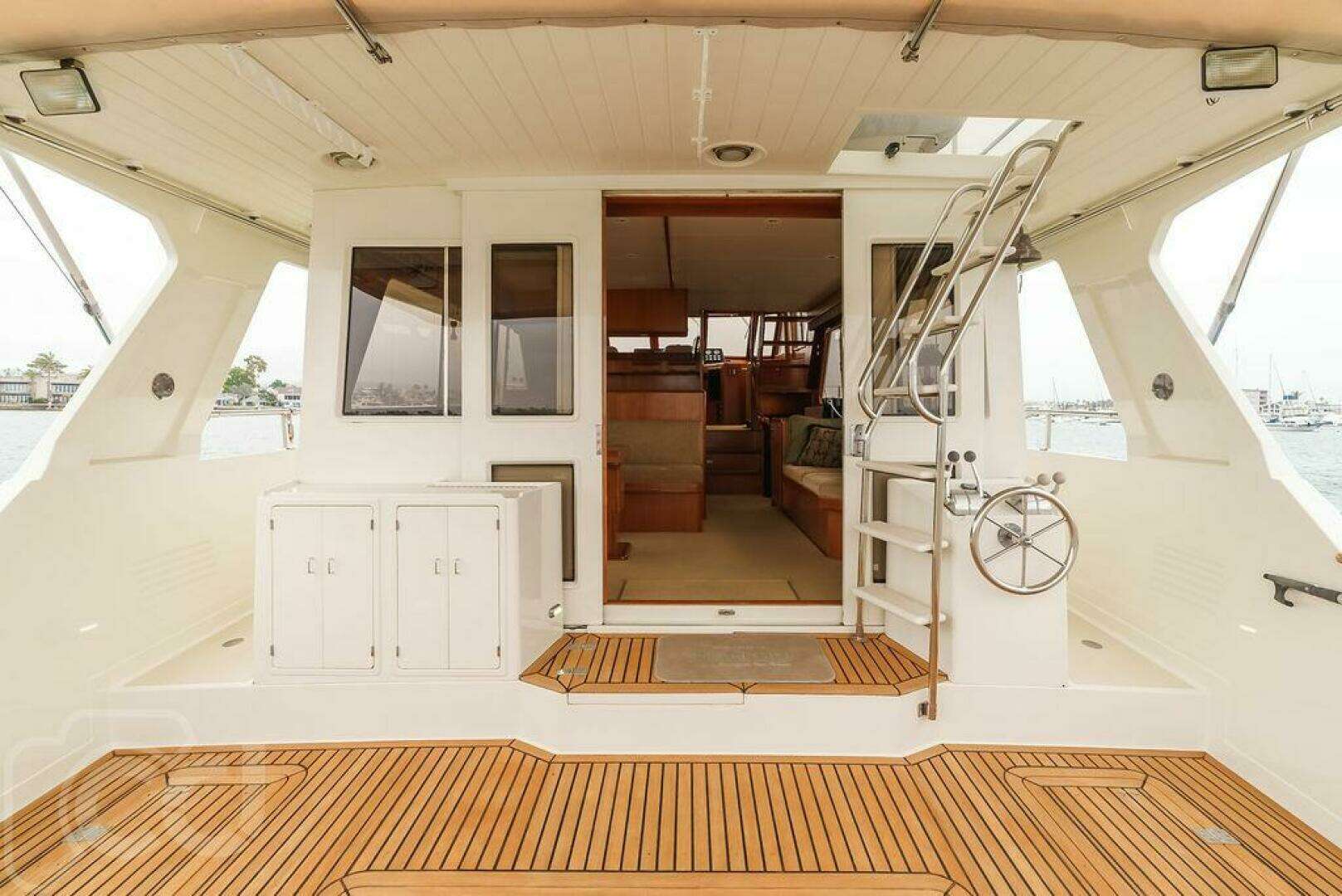 1999 Offshore Yachts 52 Pilothouse - Image 23