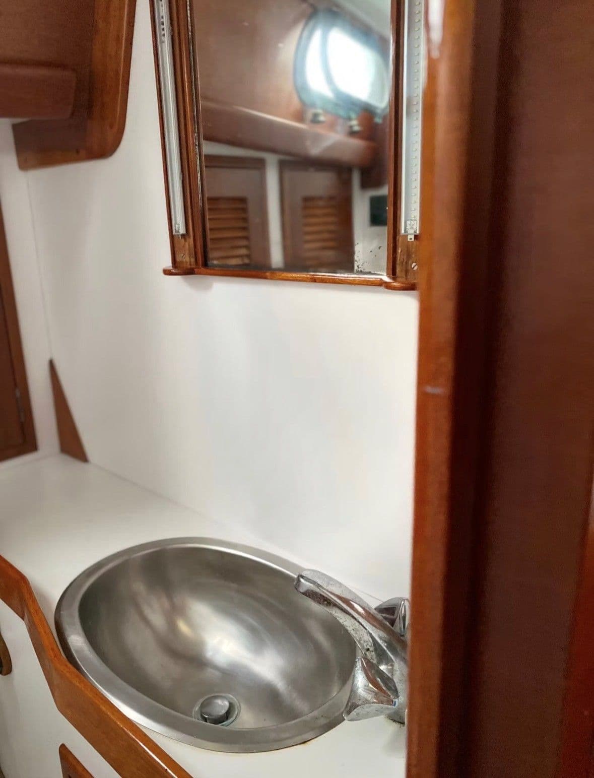 1990 Able 42 Custom Yacht - 34