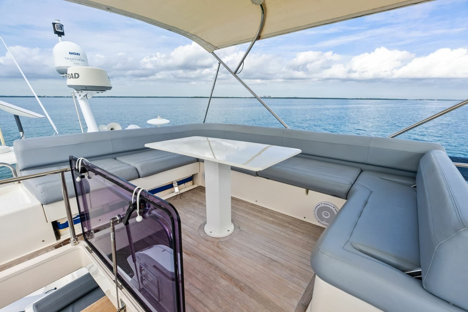 2018 Ferretti Yachts 800 - Image 24