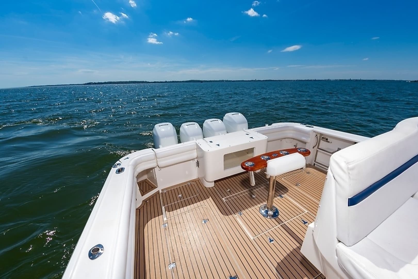 2010 Intrepid 475 Sport Yacht - Image 13