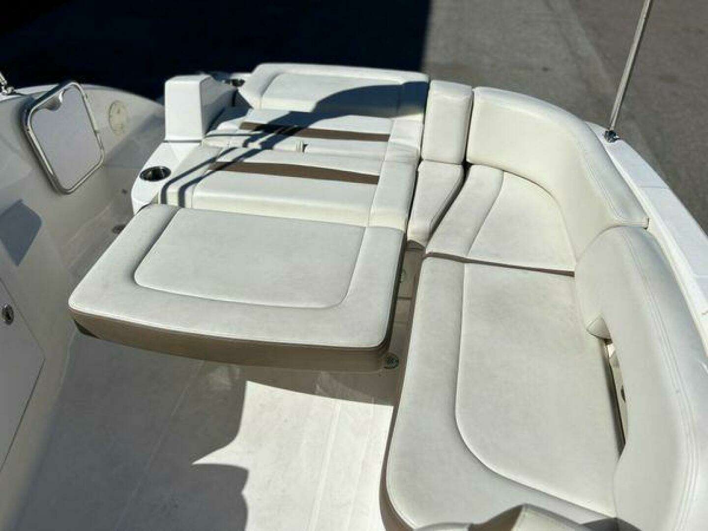 2014 Chaparral 244 Sunesta - Image 22