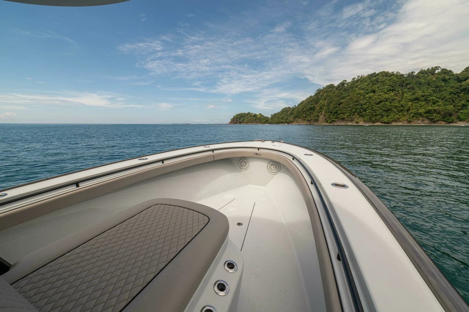 2024 Valhalla Boatworks V-33 - Image 11