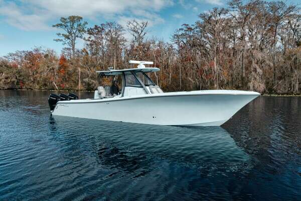 2026 Front Runner 36 Center Console - Image 1
