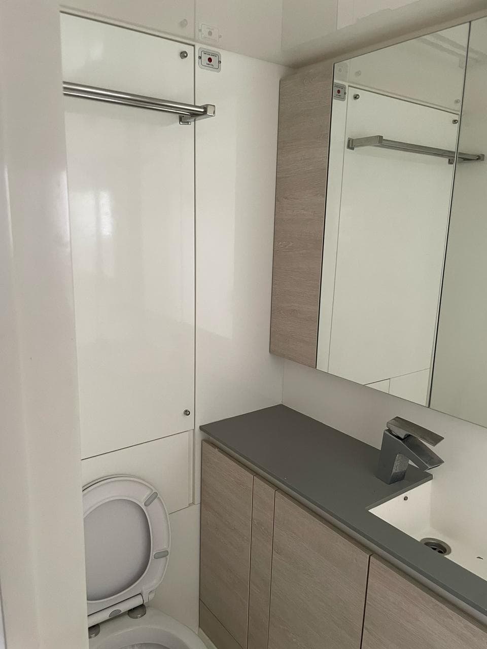 Modern bathroom in Leopard 50 yacht, featuring sleek cabinetry and fixtures, 2020 model.
