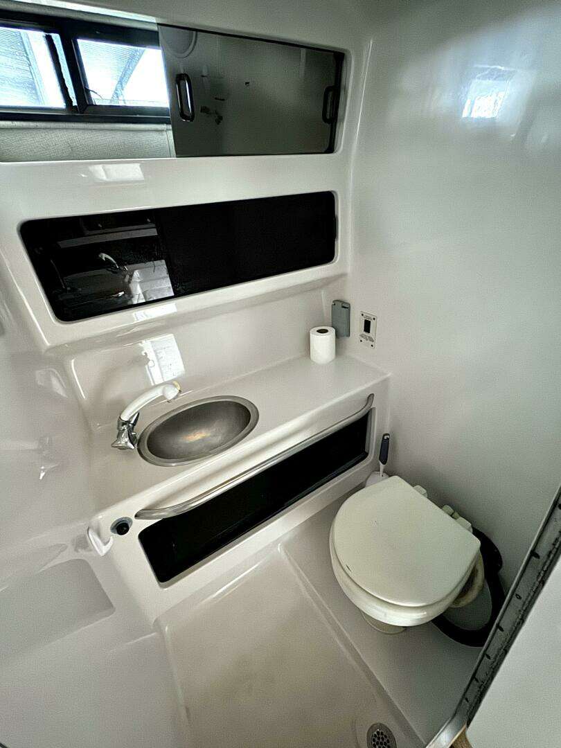 1994 Chaparral Signature 27 Cabin Cruiser - Image 68