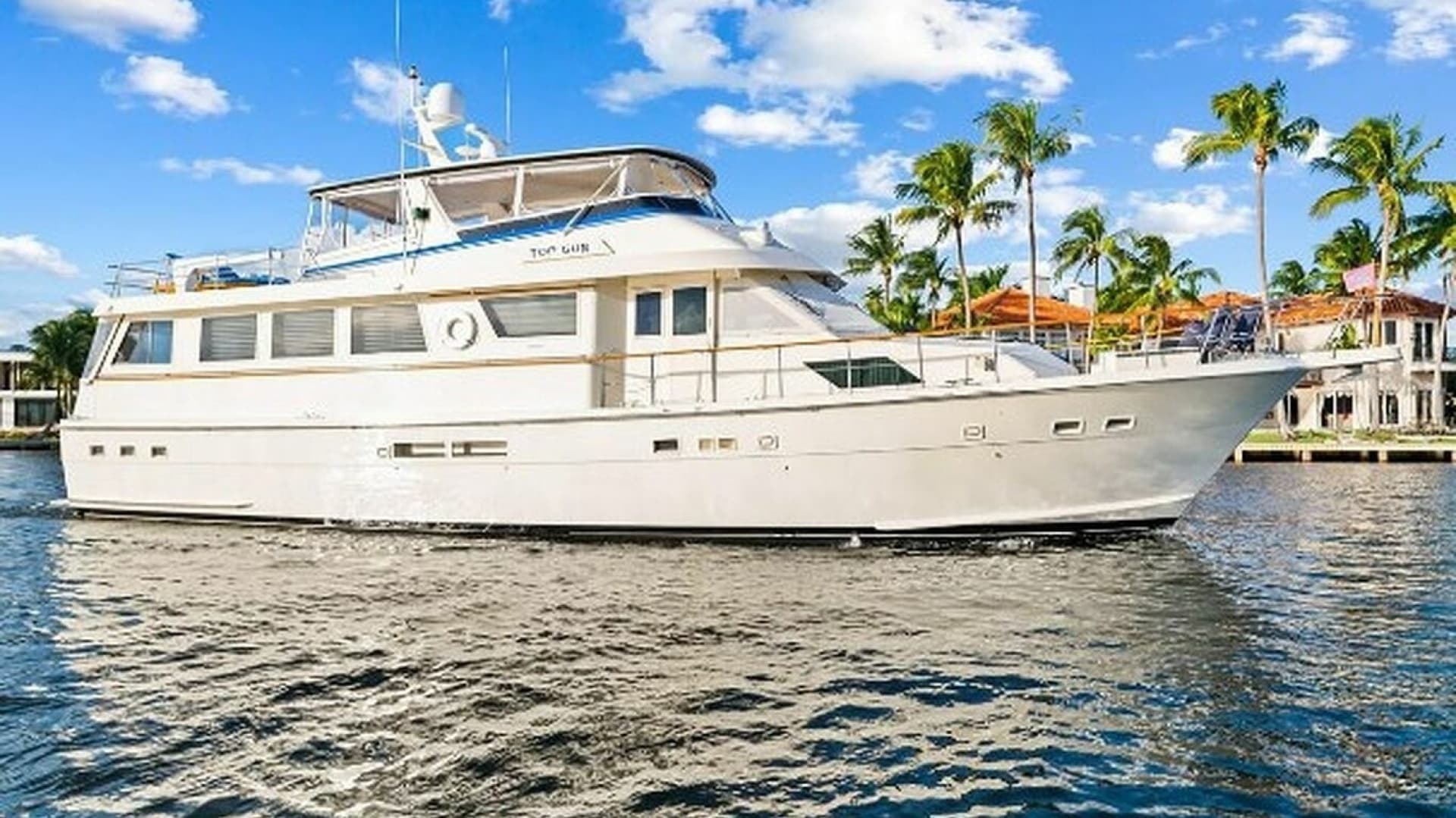 1989 Hatteras Motor Yacht - Image 2