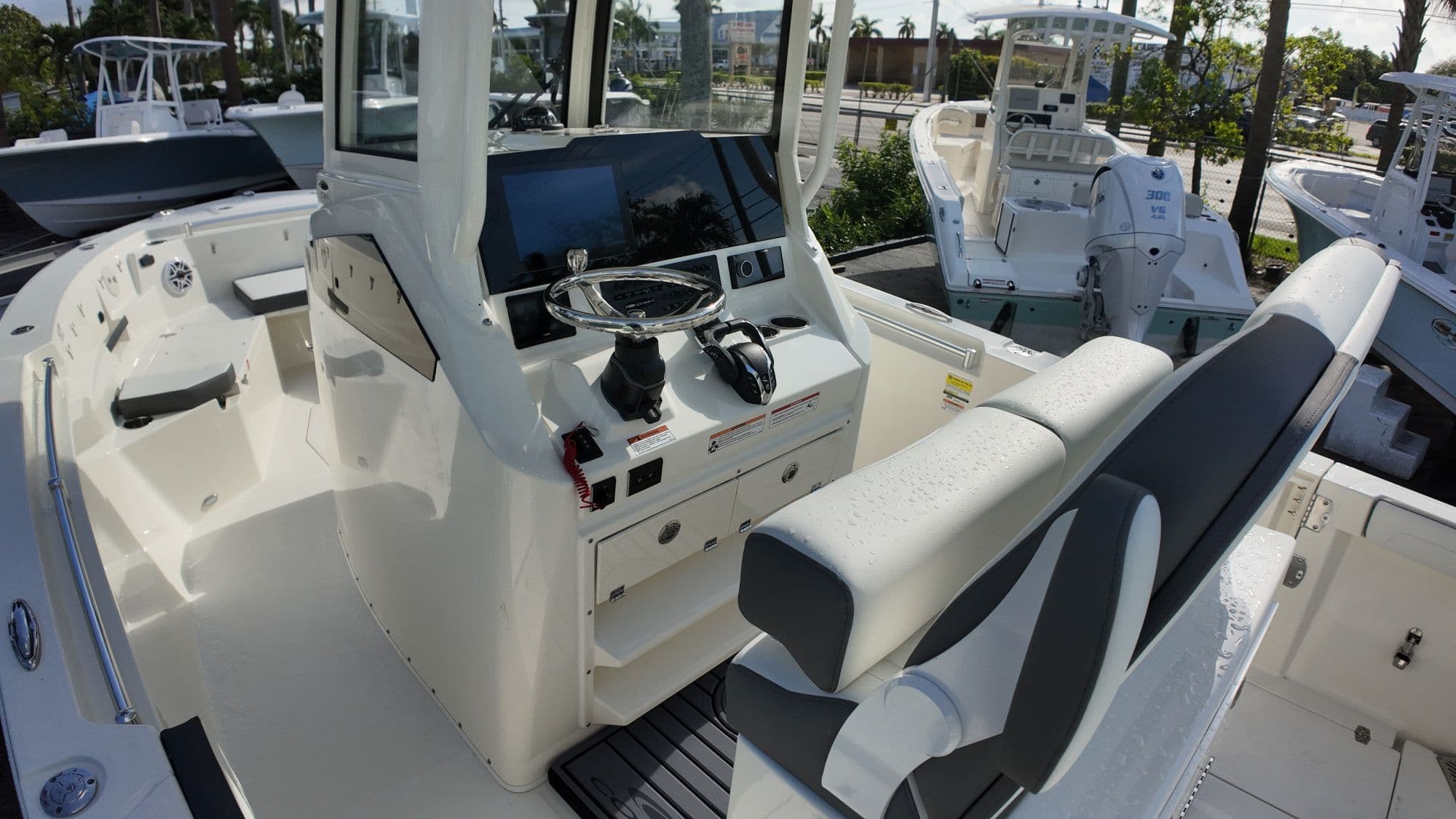 2026 Cobia 245 Center Console - 12