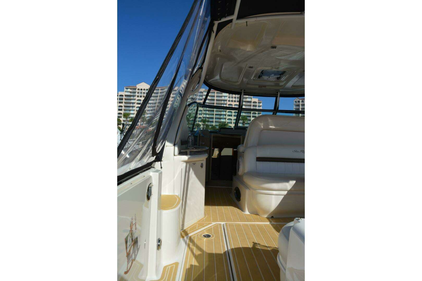 2007 Sea Ray 44 Sundancer - Image 30