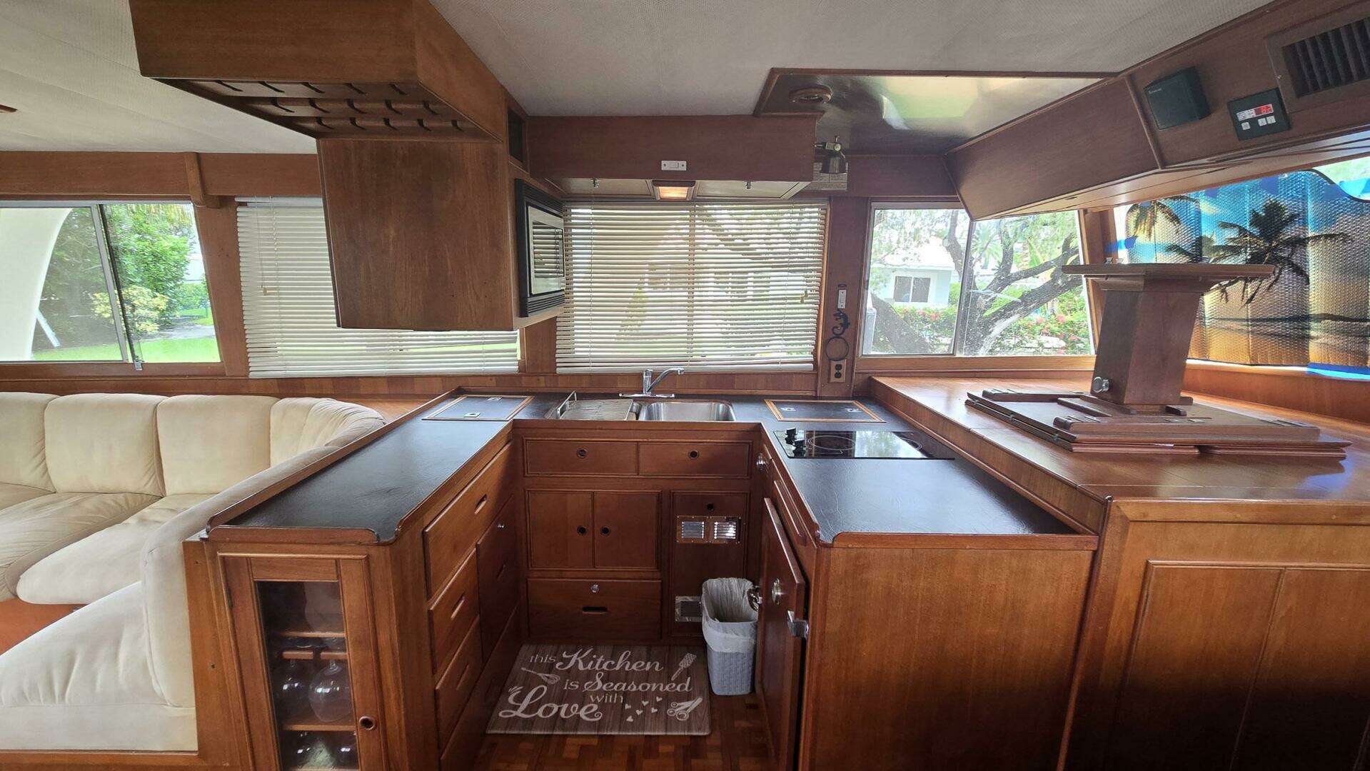 1997 Grand Banks Europa - Image 31