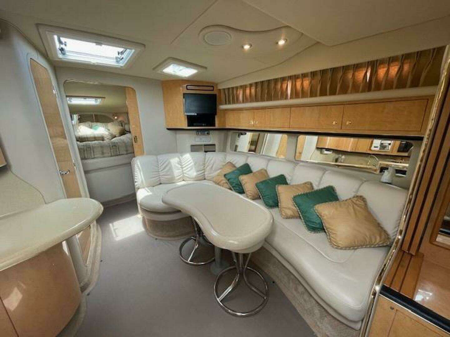 1998 Sea Ray 370 Sundancer - Image 43