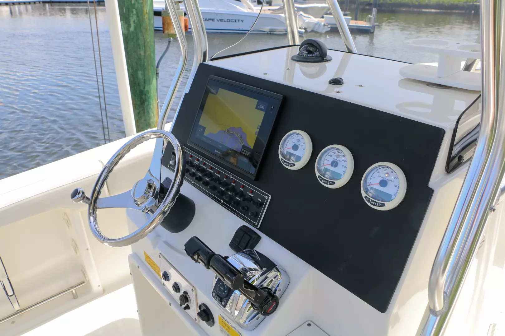 2006 Triton 24 - Image 3