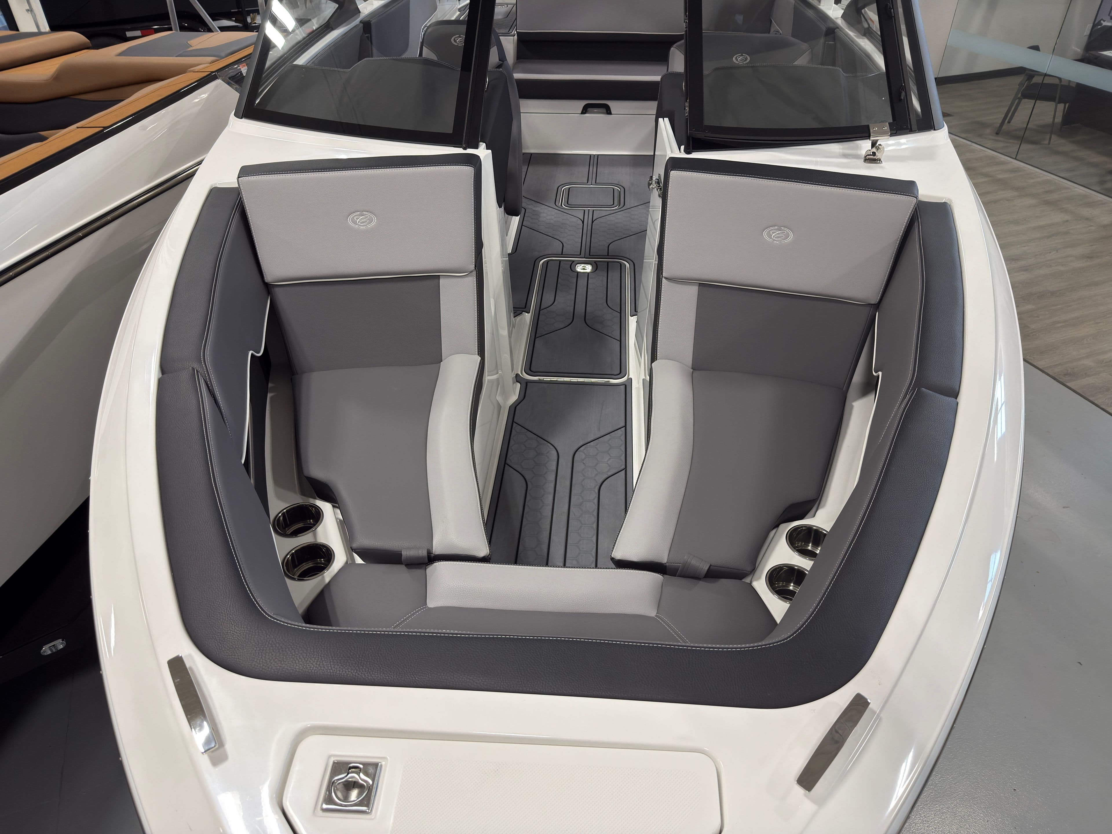 2026 COBALT CS23 SURF - Image 5