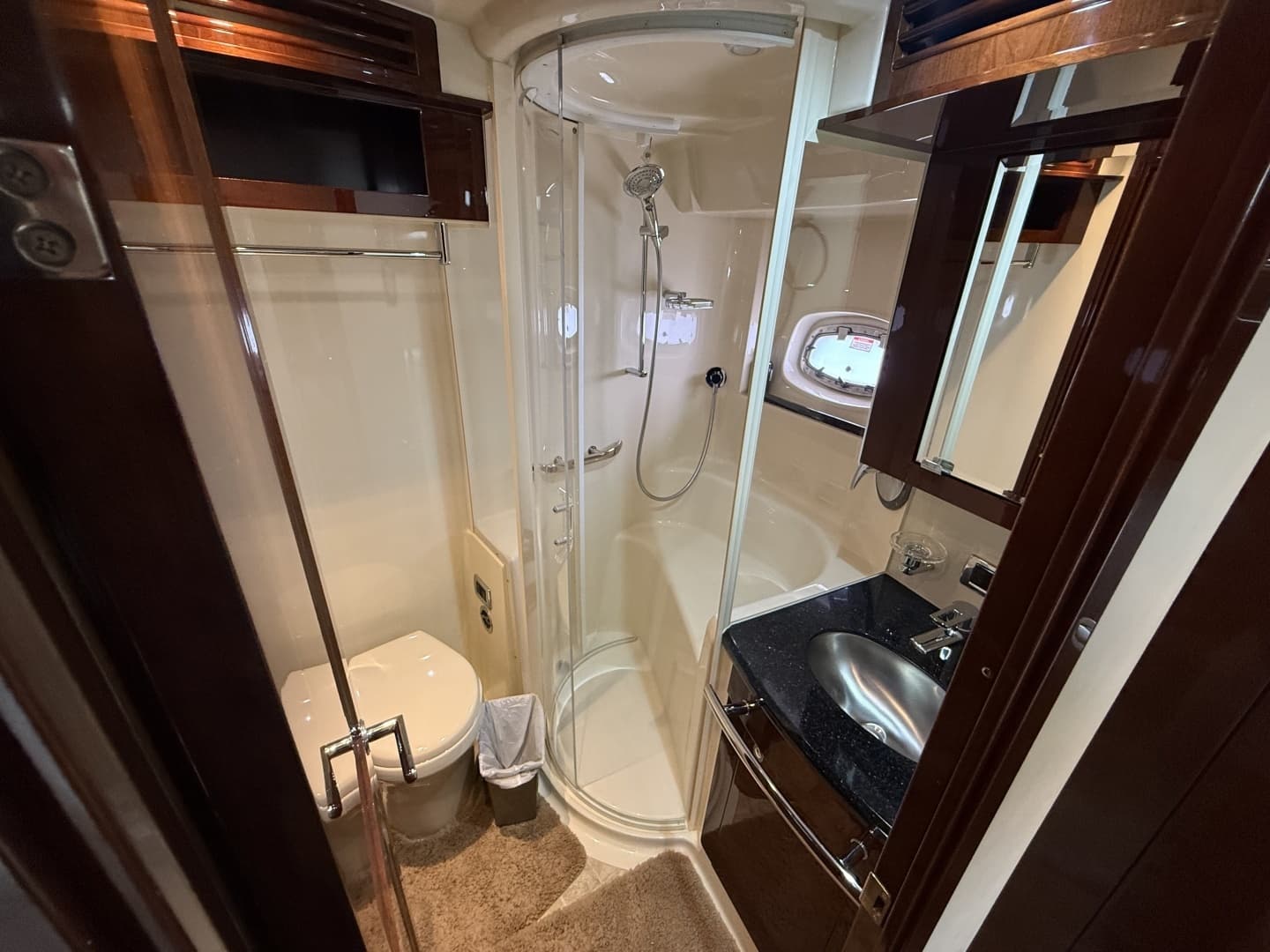 2009 Sea Ray 60 Sundancer - Image 47