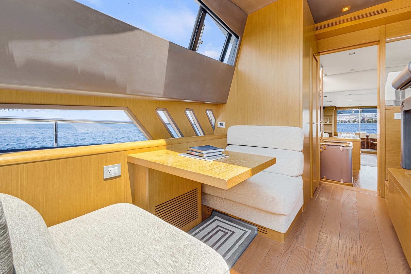 2013 Ferretti Yachts F800 - Image 28