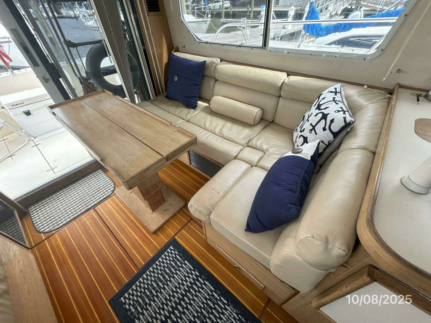 1994 Sabreline Sedan Flybridge - Image 36
